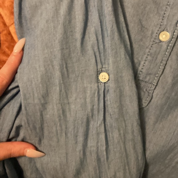 LOFT Chambray Top - Picture 5 of 7